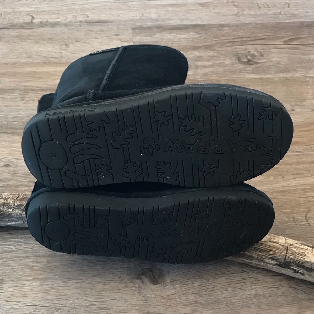 Youth Black BearPaw Winter Boots - Picture 15 of 16